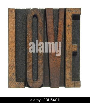 La parola amore scritte nel vintage tipo di stampa in rilievo Foto Stock