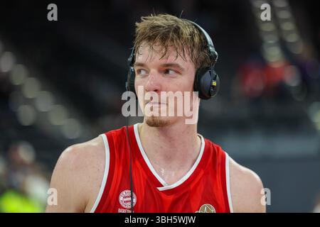 Justuz Hollatz (FC Bayern Basketball, #21) beim Interview nach dem Spiel, GER, FC Bayern Basketball vs. MLP Academics Heidelberg, Basketball, easycredit Basketball Bundesliga, BBL, playoff, Halbfinale, Saison 2024/2025, 07.06.2025, foto: Eibner-Pressefoto/Jenni Maul Foto Stock