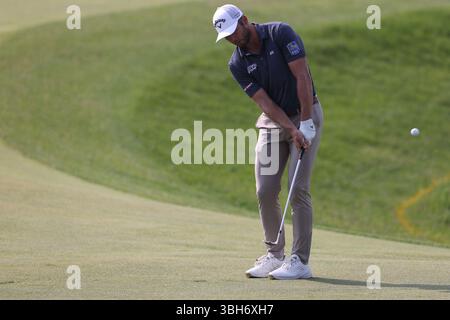 Caledon, Ontario, Canada. 7 giugno 2025. Sam Burns conquista il 18° green durante il terzo round del RBC Canadian Open tenutosi al TPC Toronto a Osprey Valley a Caledon, Ontario, Canada. Daniel Lea/CSM/Alamy Live News Foto Stock