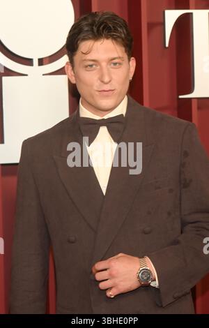 New York, Stati Uniti. 9 giugno 2025. Il 78° premio annuale Tony Awards - crediti di arrivo: Imagespace/Alamy Live News Foto Stock