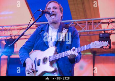 7 giugno 2025, Doncaster, South Yorkshire, Regno Unito: James Walsh di Starsailor Performing al Donny Fest 2025 , Doncaster, Regno Unito (Credit Image: © Robin Burns/ZUMA Press Wire) SOLO USO EDITORIALE! Non per USO commerciale! Foto Stock