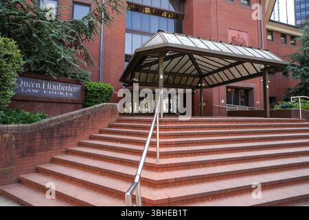 Newton Street, Birmingham, 8 giugno 2025. Vista generale della Corte Corona di Birmingham, conosciuta anche come Corte della Regina Elisabetta II, Birmingham. Crediti: British News and Media/Alamy Live News Foto Stock