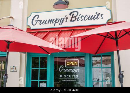 Melbourne, Florida, Eau Gallie Arts District, Highland Avenue, Grumpy's Biscuits, ristorante con cucina confortevole, negozio all'esterno della porta d'ingresso, cartello aperto Foto Stock
