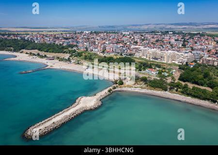 Vista aerea della spiaggia del quartiere Sarafovo di Burgas, Bulgaria Foto Stock