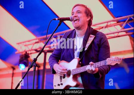 James Walsh di Starsailor Performing al Donny Fest 2025 , Doncaster, Regno Unito Foto Stock