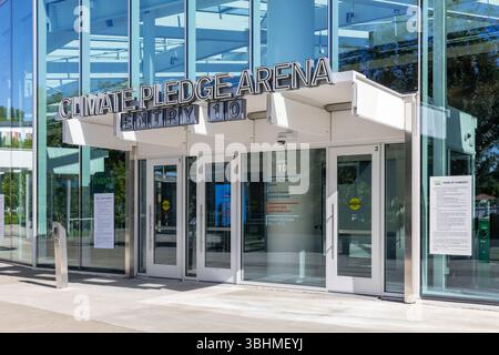 La Climate Pledge Arena è un'arena polifunzionale situata nel quartiere Lower Queen Anne nel centro di Seattle. Foto Stock