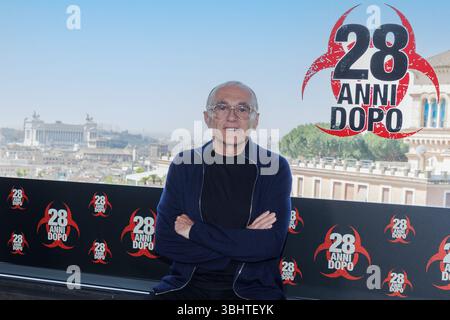 Roma, Italia. 11 giugno 2025. Danny Boyle partecipa alla photocall del film “28 ANNI DOPO” l'11 giugno 2025 all'Hotel Eden di Roma, Italia Credit: Live Media Publishing Group/Alamy Live News Foto Stock