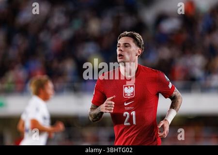 Nicola Zalewski visto durante la partita delle qualificazioni europee ai Mondiali 2026 tra le squadre nazionali di Finlandia e Polonia (Maciej Rogowski) Foto Stock
