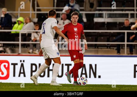 Nicola Zalewski visto durante la partita delle qualificazioni europee ai Mondiali 2026 tra le squadre nazionali di Finlandia e Polonia (Maciej Rogowski) Foto Stock