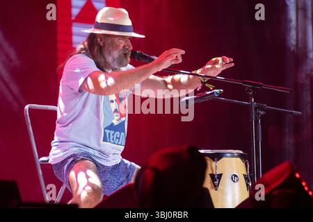 Novi Sad, Serbia. 10 luglio 2024. L'atleta olandese Wim Hof si esibisce durante il concerto al festival musicale EXIT DI Novi Sad, in Serbia, il 10 luglio 2024. (Foto di Maxim Konankov/NurPhoto) credito: NurPhoto SRL/Alamy Live News Foto Stock