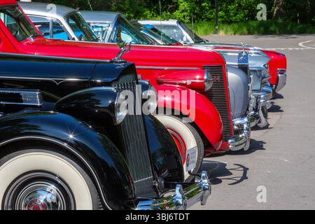 Grosse Pointe Shores, Michigan - Una collezione di auto d'epoca è stata esposta per l'anteprima mediatica dell'esposizione annuale Eyes on Design. Foto Stock