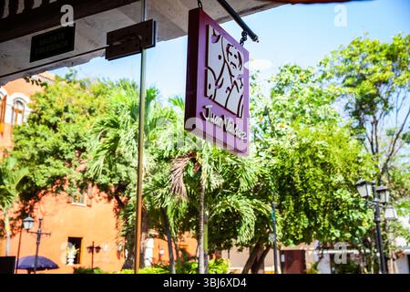Cartagena de Indias, Colombia - 28 gennaio 2024: Bar Juan Valdez a Cartagena de Indias. Foto Stock