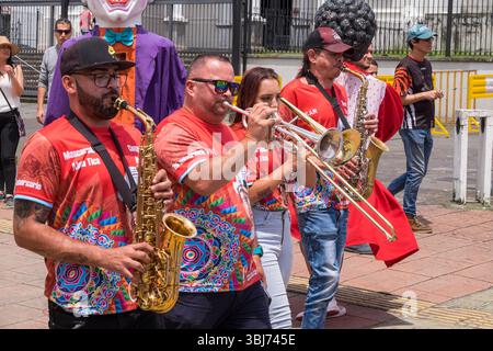 Band musicale per le strade di San José, capitale della Costa Rica Foto Stock