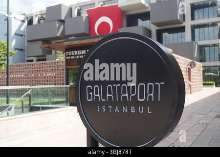 turchia istanbul 10 maggio 2025, visita il vivace Galataport di Istanbul, Turchia Foto Stock