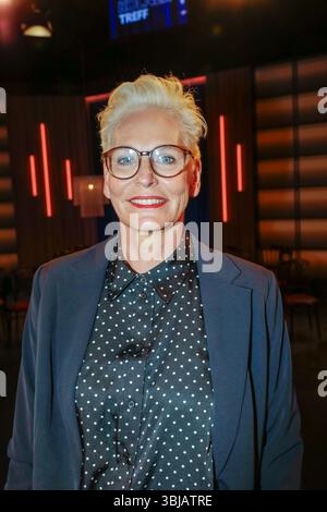 Bärbel Schäfer bei der Aufzeichnung der WDR-Talkshow 'Kölner Treff' im WDR Studio BS 3. Köln, 12.04.2024 Foto Stock