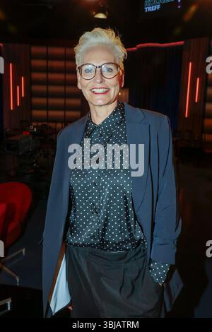 Bärbel Schäfer bei der Aufzeichnung der WDR-Talkshow 'Kölner Treff' im WDR Studio BS 3. Köln, 12.04.2024 Foto Stock