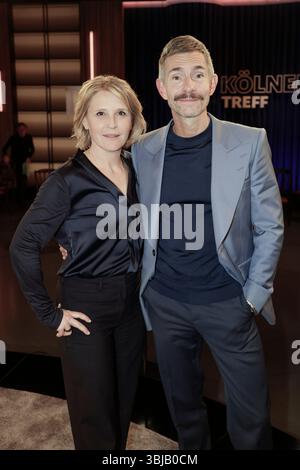 Susan Link und Micky Beisenherz bei der Aufzeichnung der WDR-Talkshow "Kölner Treff" im WDR Studio BS 3. Köln, 27.03.2025 Foto Stock