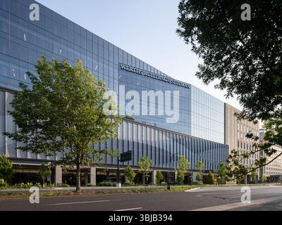 Gary C. Werths Building at Siteman Cancer Center, sede: St. Louis MO, Architects: Lawrence Group, Perkins Eastman Foto Stock