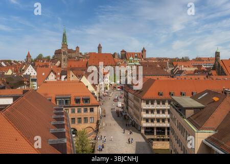 Vista panoramica della città vecchia di Norimberga e del castello imperiale, della Germania e dell'Europa Foto Stock