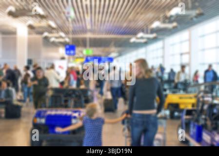 Vista dell'aeroporto sfocata. Adatto per lo sfondo Foto Stock