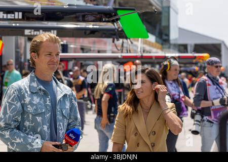 Montreal, Canada. 29 maggio 2025. Nico Rosberg (GER) 2016 campione del mondo di F1 e Danika Patrick (USA) ex pilota Indycar durante la Formula 1 Pirelli Grand Prix du Canada 2025, Montreal, Quebec, Canada, dal 12 giugno al 15 giugno - Round 10 of 24 of 2025 F1 World Championship Credit: Alessio De Marco | Avens-Images.com/Alamy Live News Foto Stock