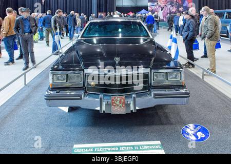 Lahti, Finlandia – 3 maggio. 2025: Cadillac Fleetwood Series 75 Limousine (1984) auto al Classic Motor Show al Lahti Exhibition and Convention Centre. Foto Stock