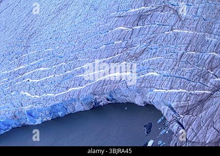 Parete frontale di un ghiacciaio di Nansen. Isola settentrionale di Novaya Zemlya Foto Stock