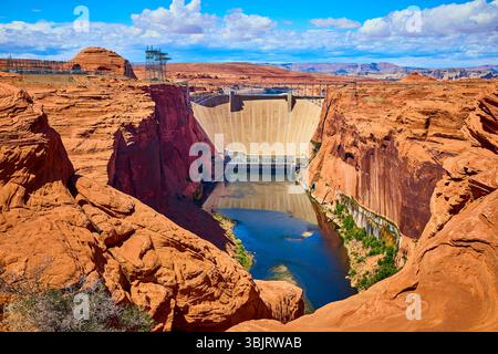 Glen Canyon Dam Colorado River Red Sandstone Cliffs Aerial Overlook Foto Stock