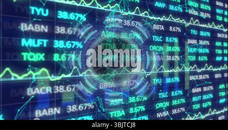 Mostra l'HUD olografico circolare che si illumina sul cruscotto di trading, con simboli e grafici di ticker Foto Stock