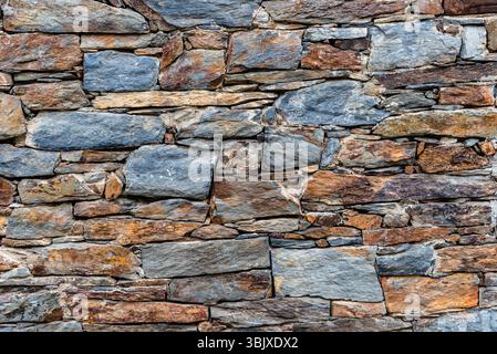 Slab ardesia trama sfondo. Modello di parete di ardesia nera Foto Stock