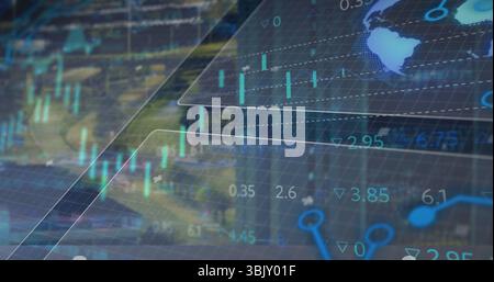 Pannelli dati visualizzati sul dashboard online, con grafici a candele, sovrapposizioni numeriche e mappa mondiale Foto Stock