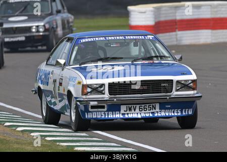 Pete Fisk, Julian Draper, Opel Commodore 2800 GS/e, vince il Trofeo Percy per le berline del gruppo 1 con una cilindrata inferiore a 2800 cc, che hanno corso nella y Foto Stock