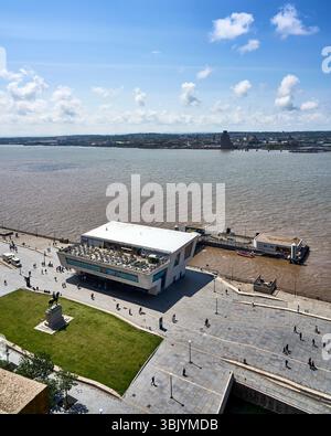 Veduta aerea di Pier Head, Liverpool, Regno Unito Foto Stock