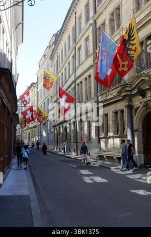 Rue de l'Hotel-de-Ville 6, centro storico di Ginevra, Ginevra, Svizzera, Europa. Municipio di Ginevra, sede del governo del Cantone e della Repubblica di Ginevra Foto Stock