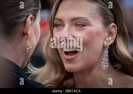 Londra, Regno Unito. 17 giugno 2025. Scarlett Johansson partecipa alla prima mondiale "Jurassic World Rebirth" all'Odeon Luxe Leicester Square. Crediti: Guy Corbishley/Alamy Live News Foto Stock