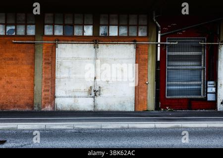 Area di carico su edificio industriale closeup photo Foto Stock