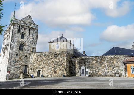 Fortezza di Bergenhus iconico castello medievale a Bergen, Norvegia, Europa Foto Stock
