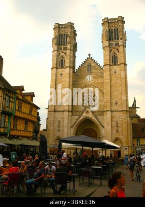 Cattedrale di Chalon Cathédrale Saint-Vincent de Chalon-sur-Saône Francia Foto Stock