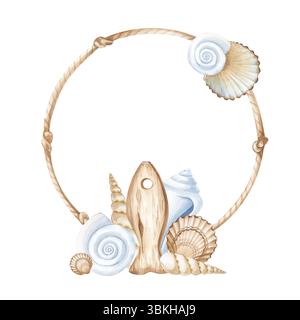 Telaio rotondo ad acquerello realizzato in corda di iuta con nodi e varie decorazioni marine su sfondo bianco. Un modello con conchiglie e un pesce di legno Foto Stock