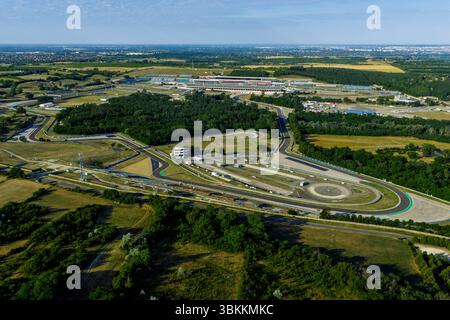 Nuove foto sull'Hungaroring. Questa è la pista ufficiale ungherese di F1. Tema principale nuovo edificio Padock e tribuna che sono stati costruiti nel 2025 Foto Stock