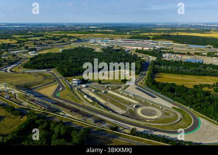 Nuove foto sull'Hungaroring. Questa è la pista ufficiale ungherese di F1. Tema principale nuovo edificio Padock e tribuna che sono stati costruiti nel 2025 Foto Stock