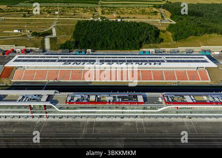 Nuove foto sull'Hungaroring. Questa è la pista ufficiale ungherese di F1. Tema principale nuovo edificio Padock e tribuna che sono stati costruiti nel 2025 Foto Stock