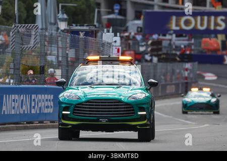 Monaco, 23 maggio 2025. Formula 1 Tag Heuer Grand Prix de Monaco 2025. Nella foto: Aston Martin Medical car © Piotr Zajac/Alamy Live News Foto Stock