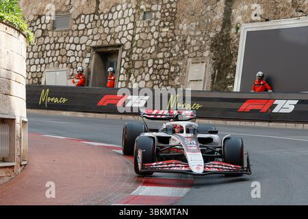 Monaco, 23 maggio 2025. Formula 1 Tag Heuer Grand Prix de Monaco 2025. Nella foto: N. 31 Esteban Ocon (fra) del team MoneyGram Haas F1 in VF-25 © Piotr Zajac/Alamy Live News Foto Stock