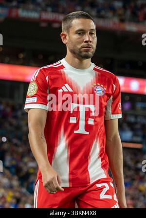 Miami Gardens, Vereinigte Staaten. 21 giugno 2025. Raphael Guerreiro (FC Bayern Muenchen, #22) Coppa del mondo per club FIFA: FC Bayern München - CA Boca Juniors 20.06.2025, Coppa del mondo per club FIFA: FC Bayern München - CA Boca Juniors im Hard Rock Stadium, Miami Gardens, Florida, USA/dpa/Alamy Live News Foto Stock