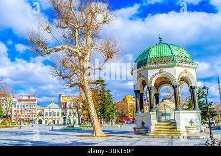 La Fontana tedesca in Piazza Sultanahmet ex ippodromo di Costantinopoli, Istanbul, Turchia Foto Stock