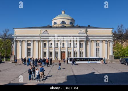 Helsinki, Finlandia - 16 maggio 2025: La Biblioteca Nazionale della Finlandia (finlandese: Kansalliskirjasto), organizzazione del patrimonio culturale dove mostre ed e Foto Stock