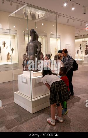 L'ala Michael C Rockefeller contiene manufatti provenienti da Africa, antiche Americhe e Oceania, 2025, Metropolitan Museum of Art, New York City, USA Foto Stock