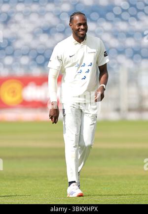 Jofra Archer del Sussex durante il secondo giorno del Rothesay County Championship Division One match al Banks Homes Riverside, Chester-le-Street. Data foto: Lunedì 23 giugno 2025. Foto Stock