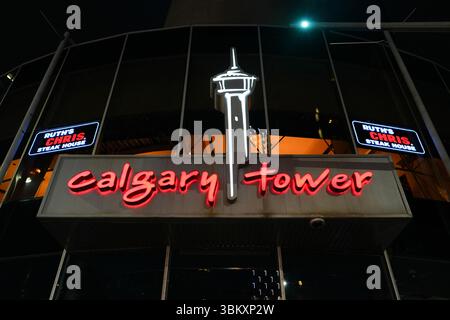 Ingresso alla Calgary Tower, una torre di osservazione indipendente nel centro di Calgary, Alberta, Canada Foto Stock